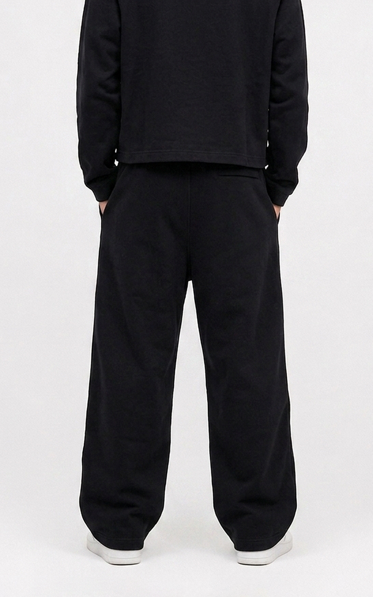 CORD SET (RAGLAN TEE & BAGGY JOGGER) - BLACK - Image 9