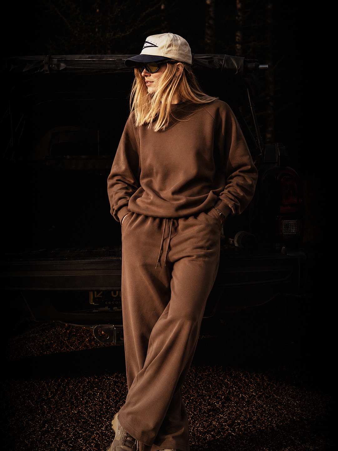 CORD SET (RAGLAN TEE & BAGGY JOGGER) - COFFEE - Image 3